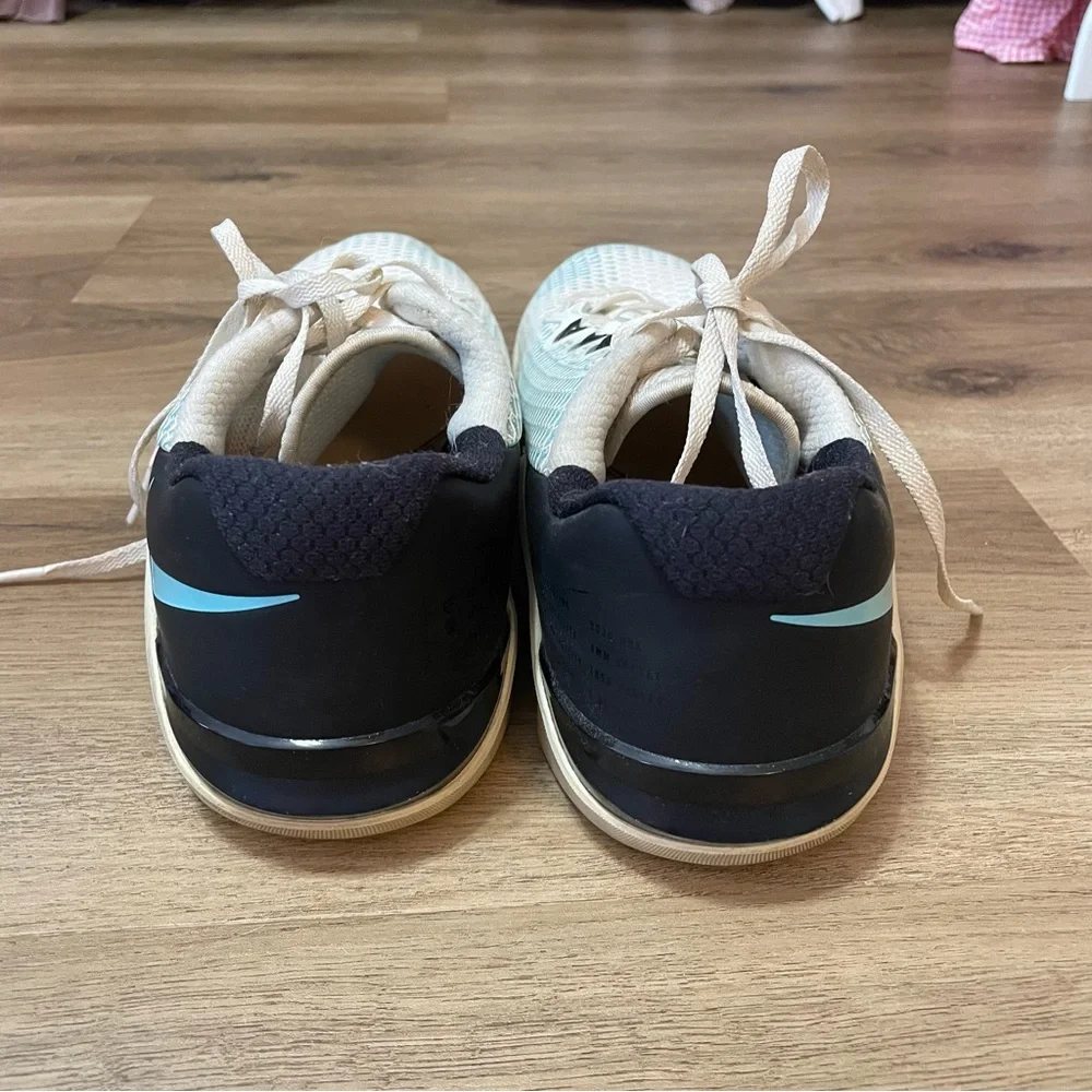 nike lifting shoes